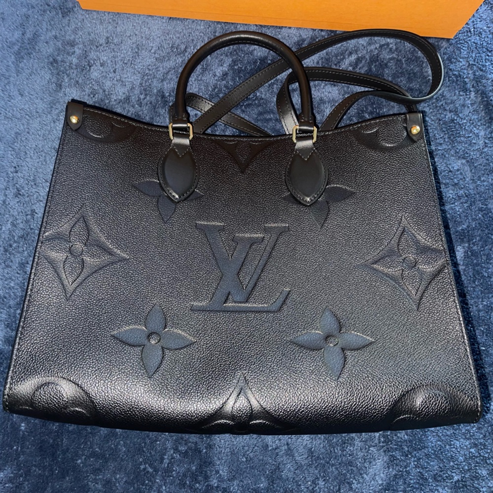 Authentic Louis Vuitton Monogram Empreinte Leather OnTheGo MM